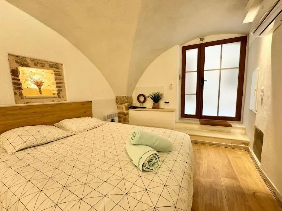 Studio Vieil Antibes Rue Du Bateau