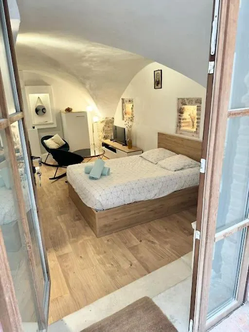 Studio Vieil Antibes Rue Du Bateau France